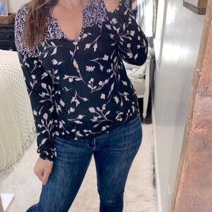 Lucky Brand floral long sleeve size small